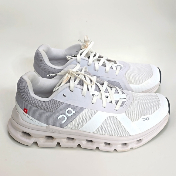 On Cloud Runner, Women's sz. 7, White/Gray - Picture 1 of 12